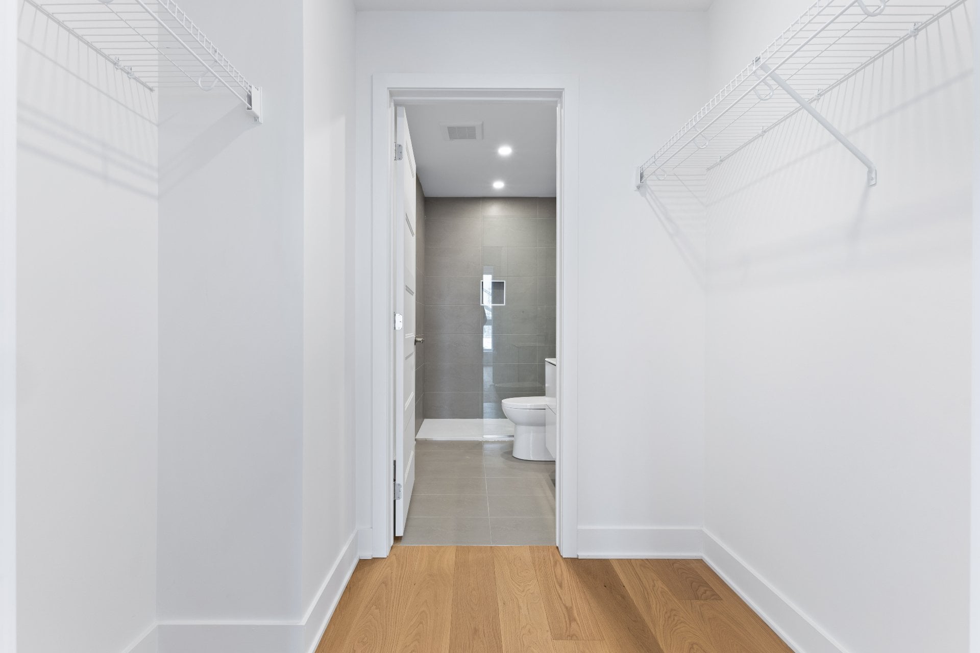 Walk-in closet